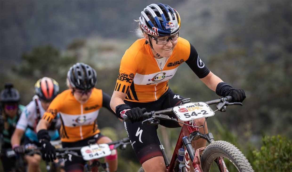 Pesepeda Cantik Laura Stigger, Jagoan MTB